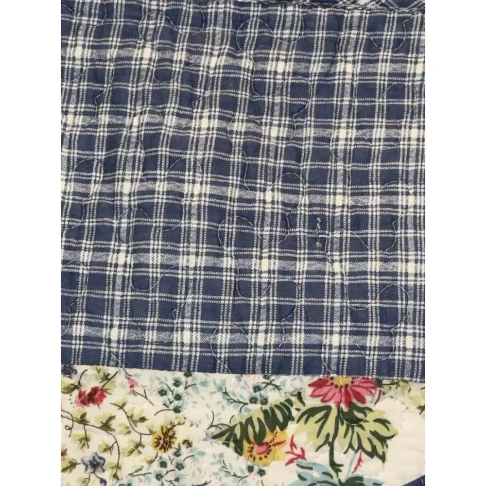 American Hometex Large Throw Baby Child Quilt 50”x60” Reversible Abstract Floral